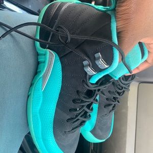 Jordan 12s hyperjade